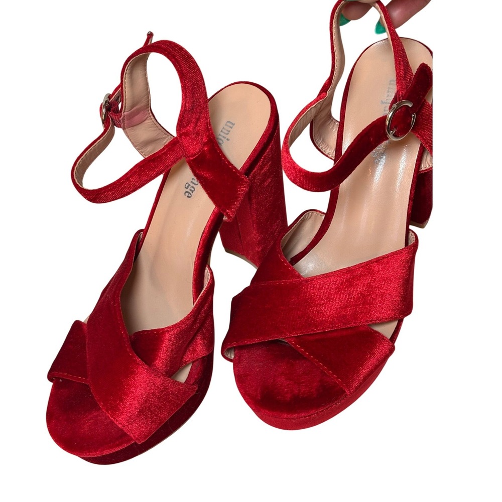 Retro Platform Unique Vintage Sandals Block Heel Crisscross 7 Red Vintage